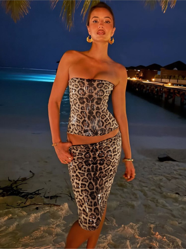 Woman 2 Piece Set Outfit Sexy  - Pipe Bending Spring recension och pris